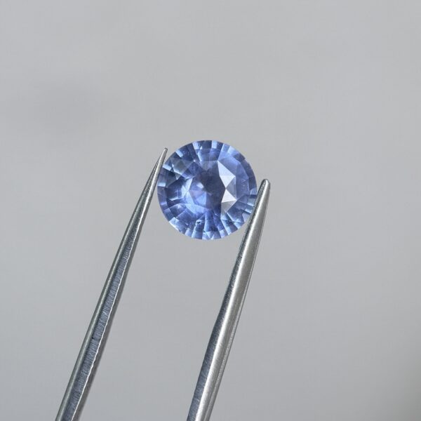 1.71ct Blue Sapphire from Sri Lanka
