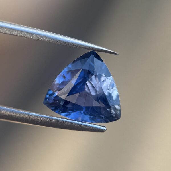 sapphire sri lanka 2.15ct